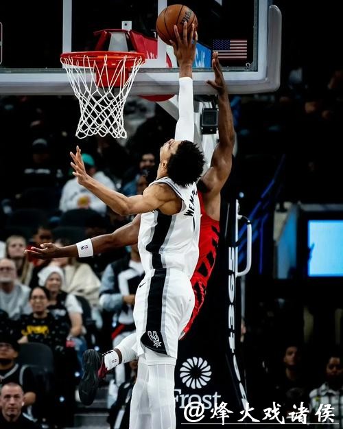 文班34+13+11马刺险胜国王 独行侠力克开拓者 文班34+13+11马刺险胜国王 独行侠力克开拓者